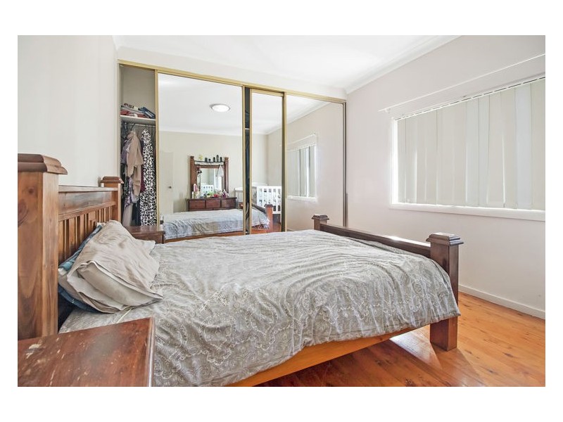 7 Wood Street, Fairfield NSW 2165