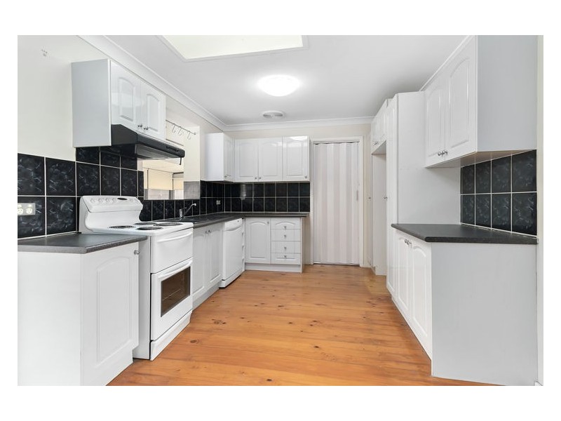 9 Newmen Close, Wetherill Park NSW 2164