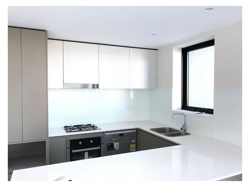 211/10 Hezlett Road, Kellyville NSW 2155