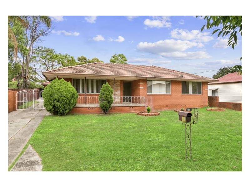 518 The Horsley Drive, Fairfield NSW 2165