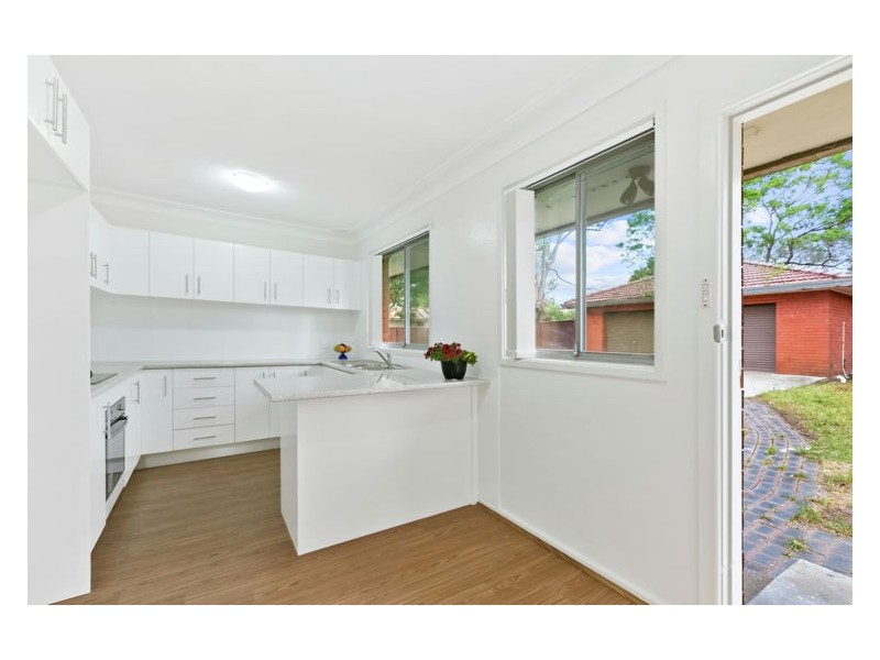 518 The Horsley Drive, Fairfield NSW 2165