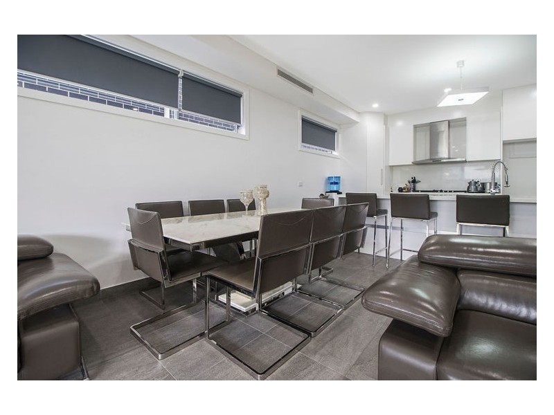 37A Ligar St, Fairfield Heights NSW 2165