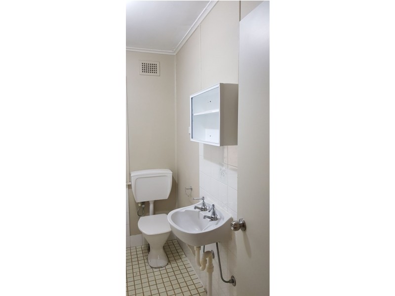 9 Dalkeith St, Busby NSW 2168