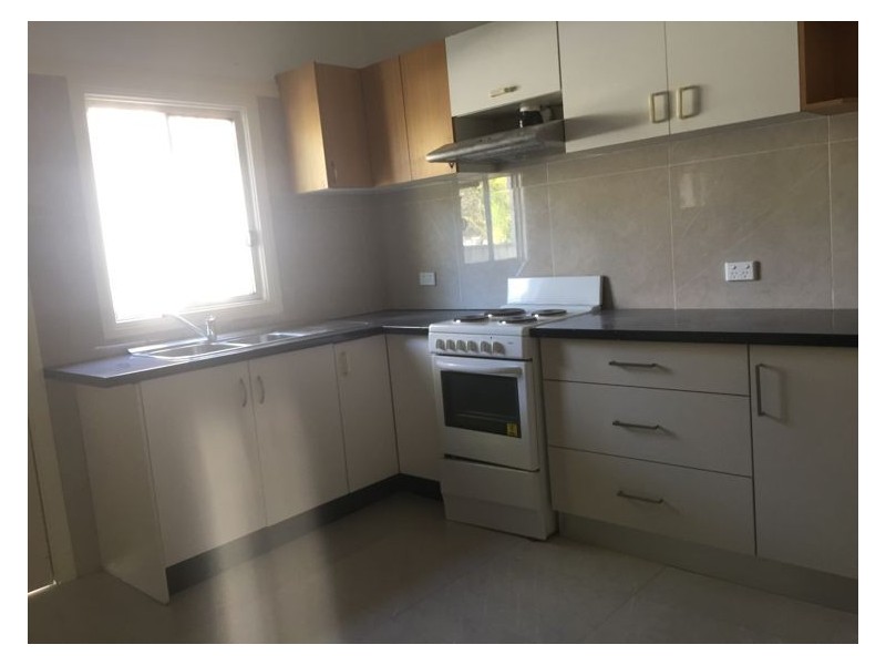 1 Lyndon Street, Fairfield NSW 2165