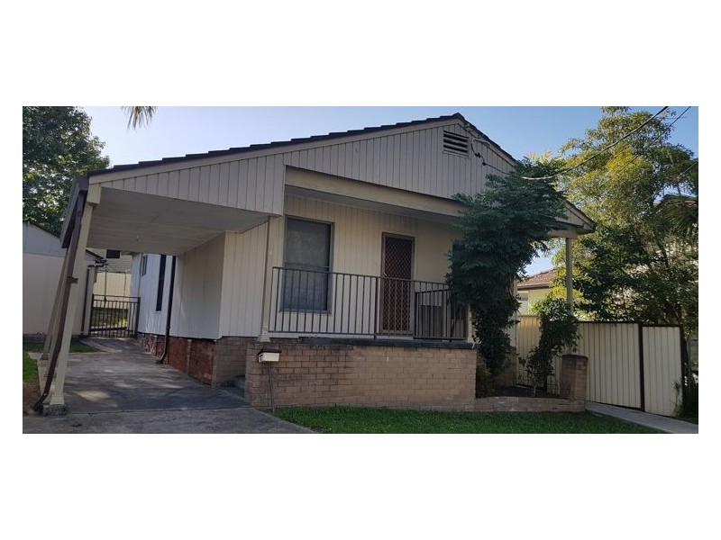 6 Cahill Street, Smithfield NSW 2164