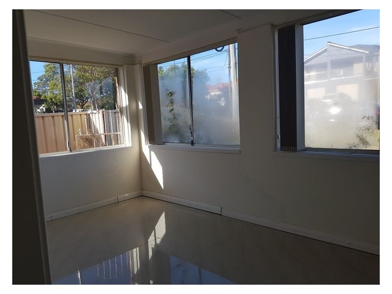 27a Alexander Street, Smithfield NSW 2164