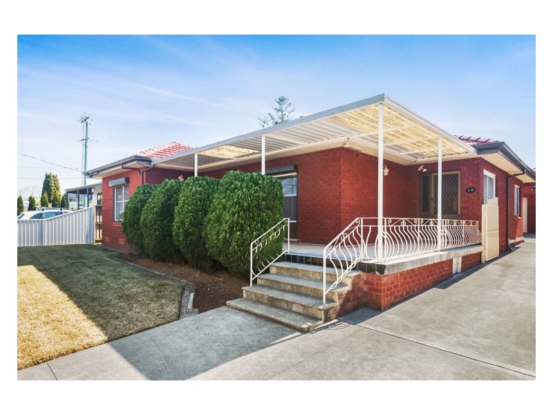 54 Macquarie St, Fairfield Heights NSW 2165