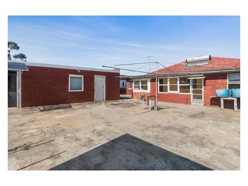 54 Macquarie St, Fairfield Heights NSW 2165