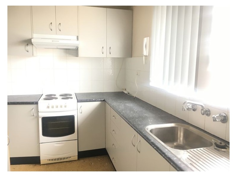 4/2 Clifford Ave, Canley Vale NSW 2166