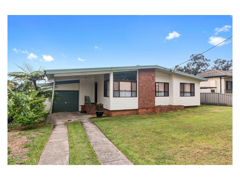 8 Beaumont St, Smithfield NSW 2164