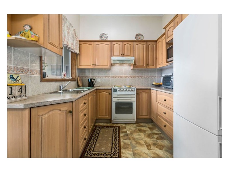 8 Beaumont St, Smithfield NSW 2164