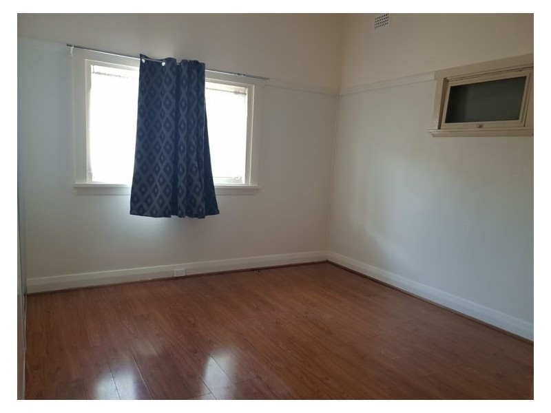 1B Lyndon St, Fairfield NSW 2165