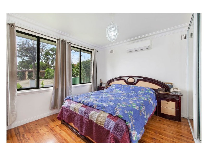 10 Rosemont Avenue, Smithfield NSW 2164