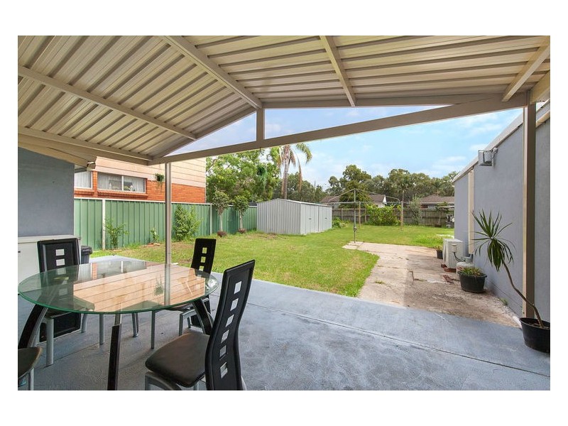 10 Rosemont Avenue, Smithfield NSW 2164