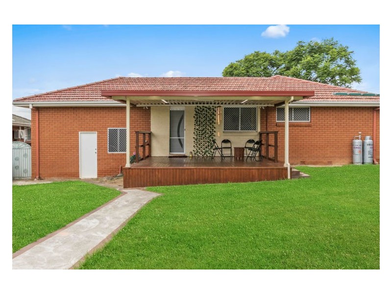 120 Damien Avenue, Greystanes NSW 2145