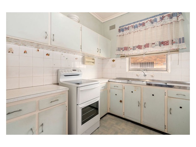 49 Henry St, Punchbowl NSW 2196