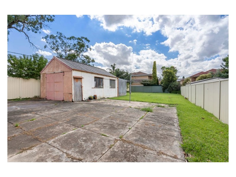 49 Henry St, Punchbowl NSW 2196