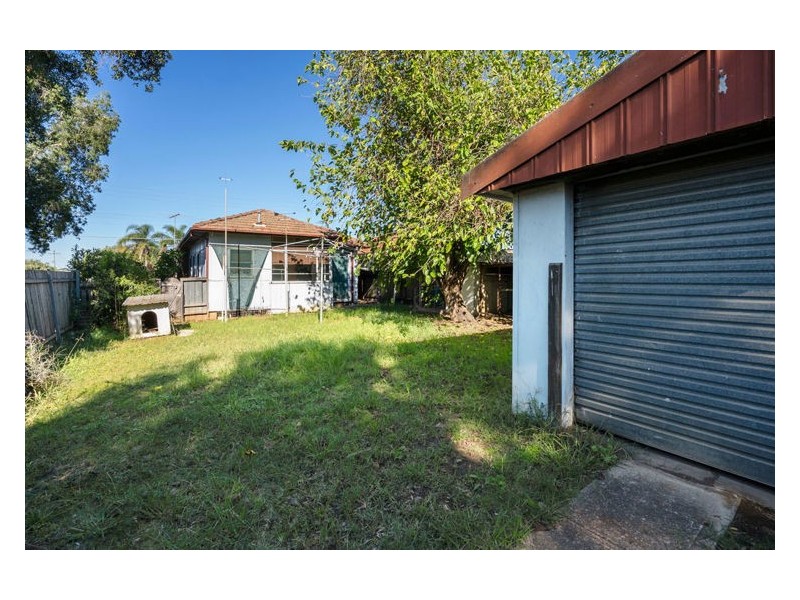 101 Mandarin St, Fairfield East NSW 2165