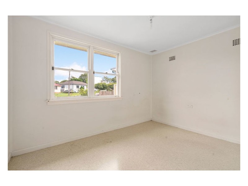 1 Chamberlain Drive, Smithfield NSW 2164