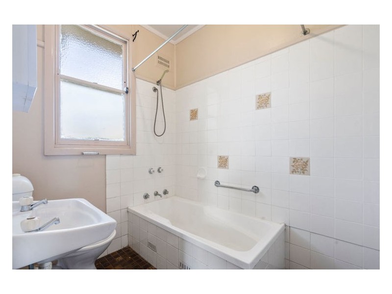 32 Bold St, Cabramatta West NSW 2166