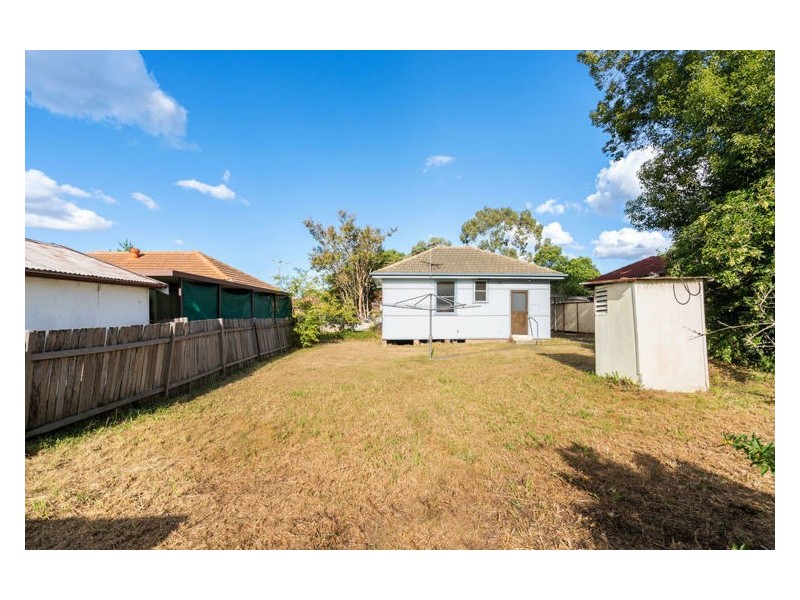 25 Neerini Avenue, Smithfield NSW 2164