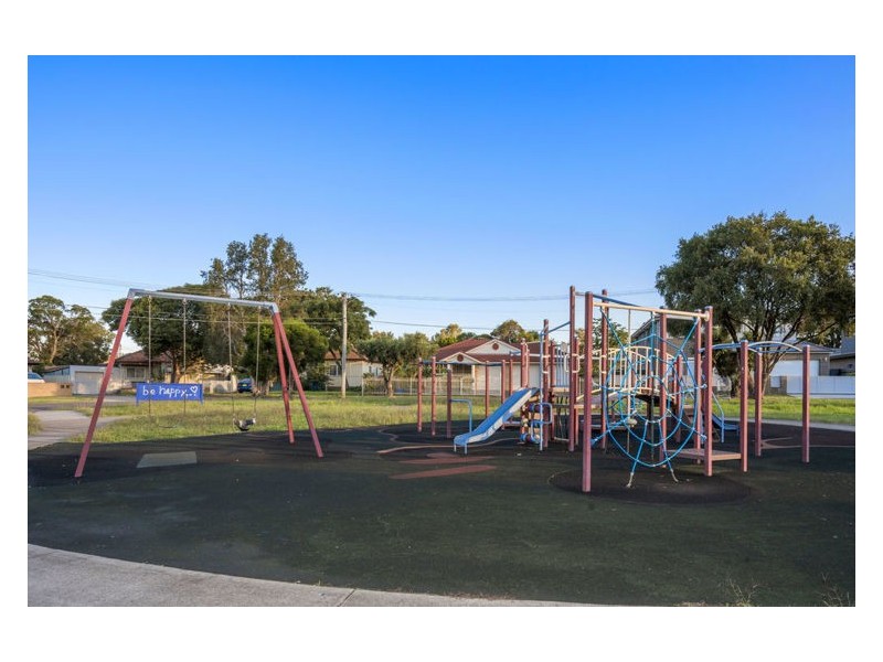 26 Macarthur St, Fairfield East NSW 2165