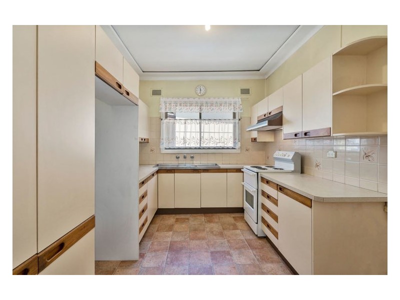 25 Bland Street, Carramar NSW 2163