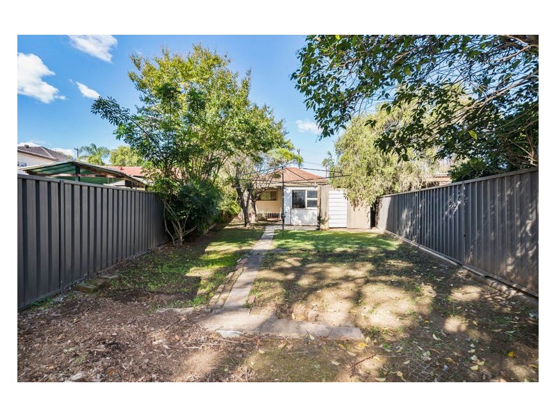 25 Bland Street, Carramar NSW 2163