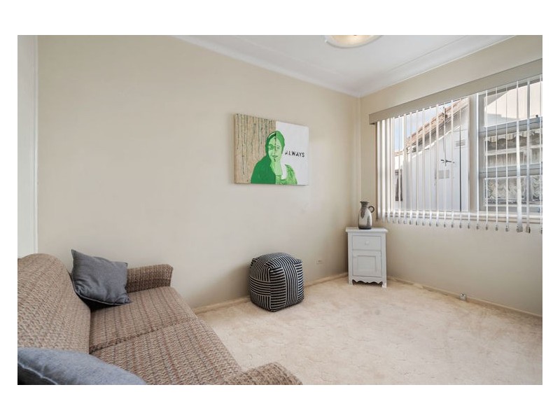 7 Lawrence Street, Fairfield NSW 2165