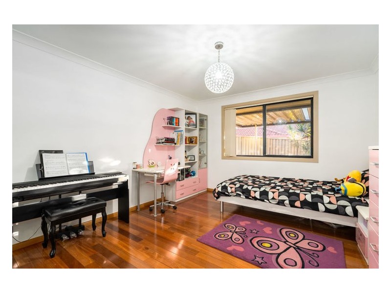 7 Omega Close, Prestons NSW 2170