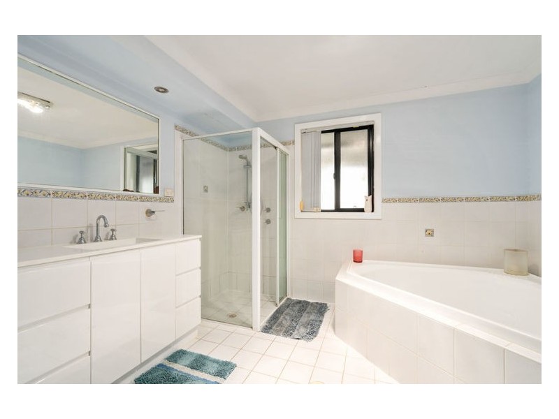 7 Omega Close, Prestons NSW 2170