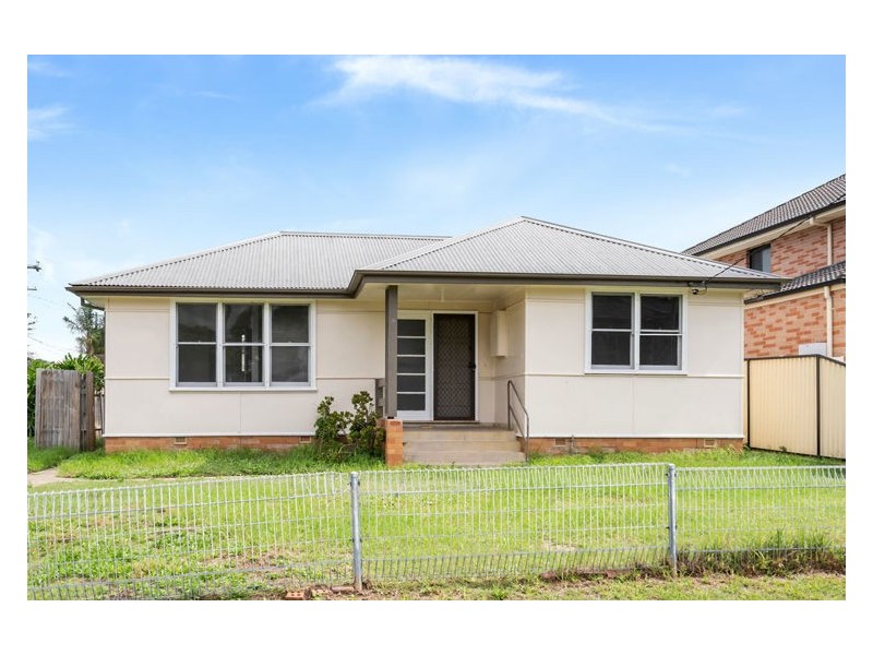 33 Abercrombie St, Cabramatta West NSW 2166