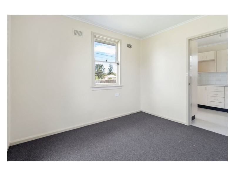 33 Abercrombie St, Cabramatta West NSW 2166