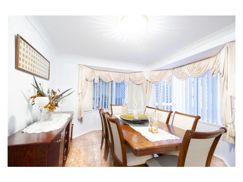 32 Sentry Drive, Stanhope Gardens NSW 2768