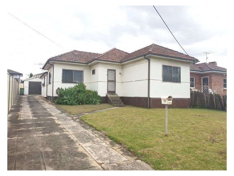 11 Harold Street, Fairfield NSW 2165