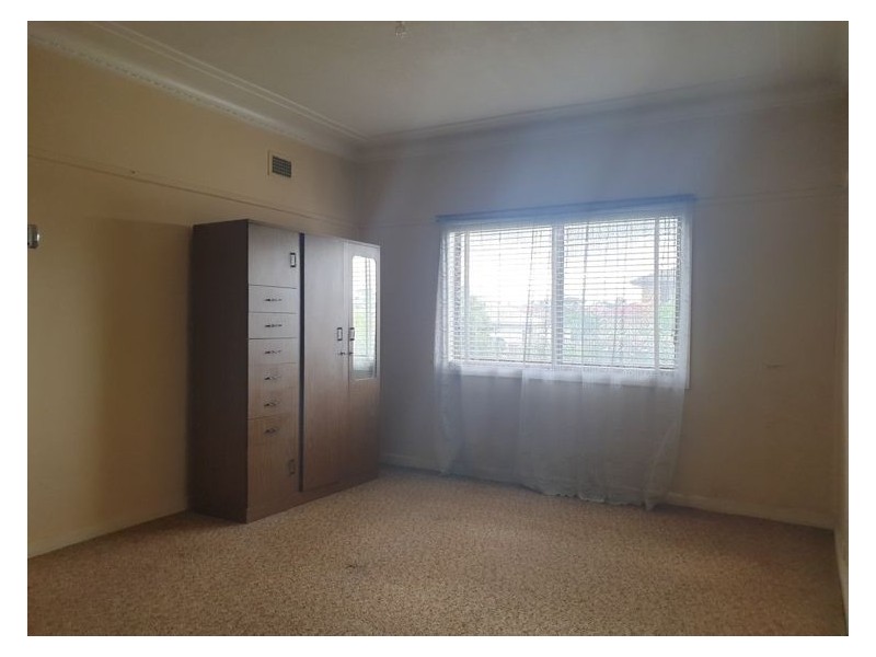 11 Harold Street, Fairfield NSW 2165