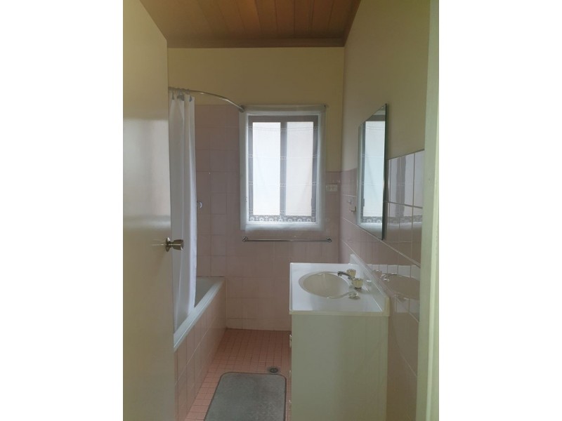 11 Harold Street, Fairfield NSW 2165