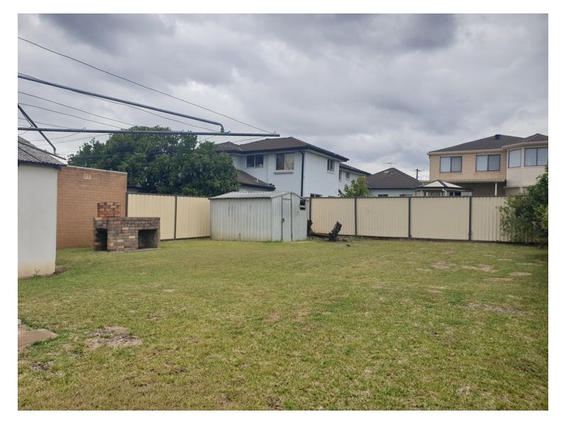 11 Harold Street, Fairfield NSW 2165