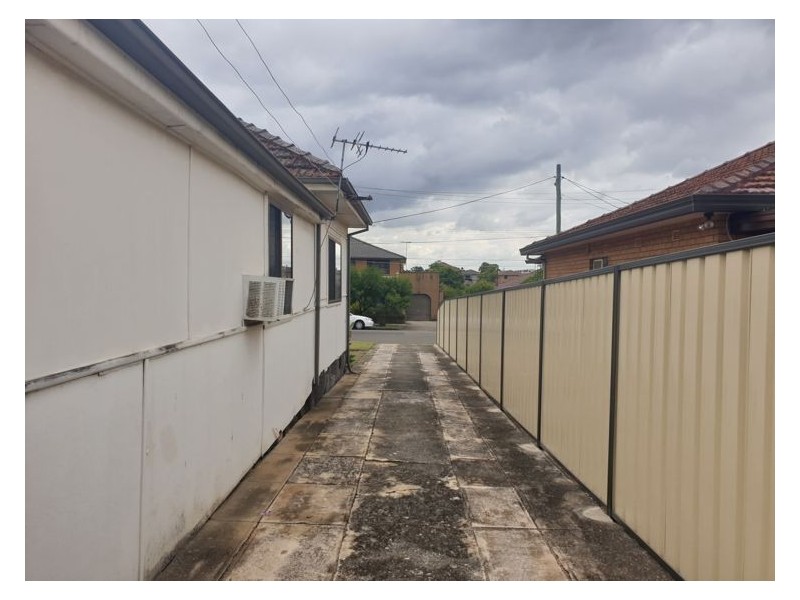 11 Harold Street, Fairfield NSW 2165