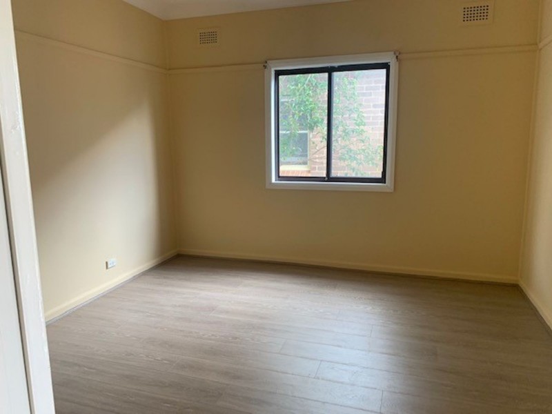 11 Harold Street, Fairfield NSW 2165