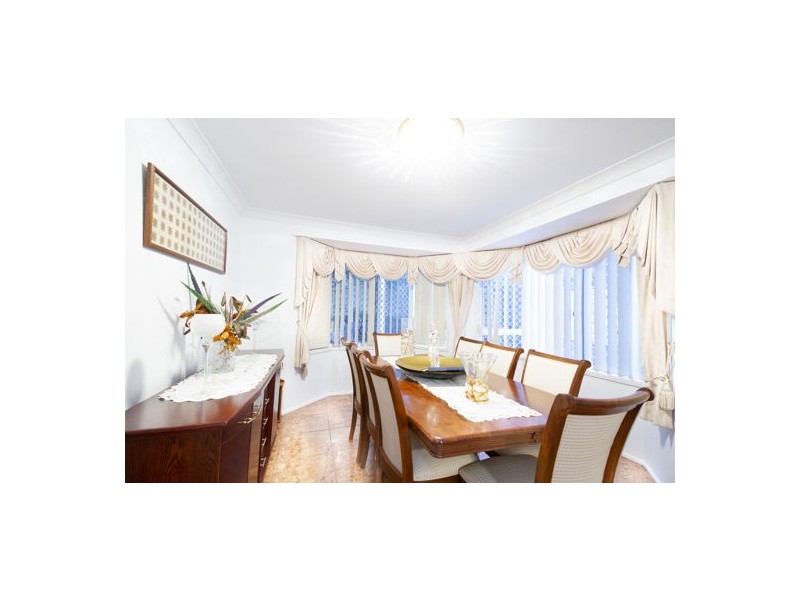 32 Sentry Drive, Stanhope Gardens NSW 2768