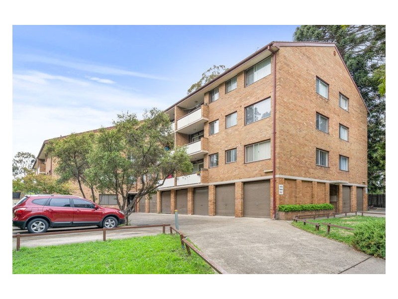 31/127 The Crescent, Fairfield NSW 2165