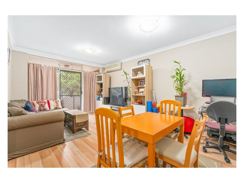 31/127 The Crescent, Fairfield NSW 2165