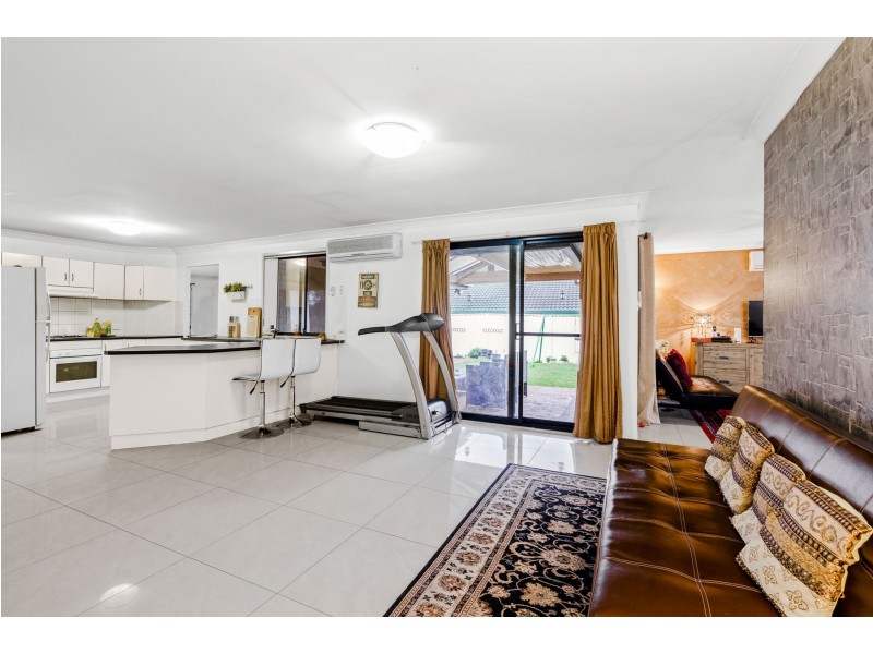 28 Appletree Grove, Oakhurst NSW 2761