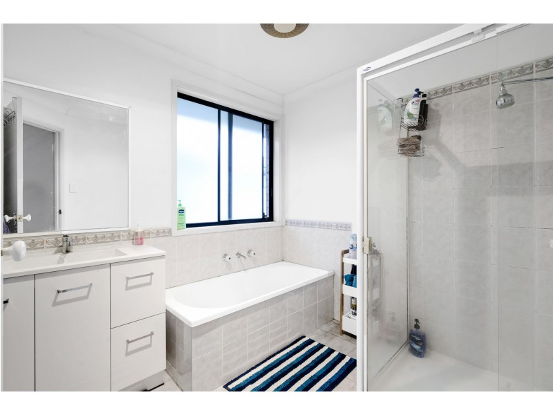 28 Appletree Grove, Oakhurst NSW 2761