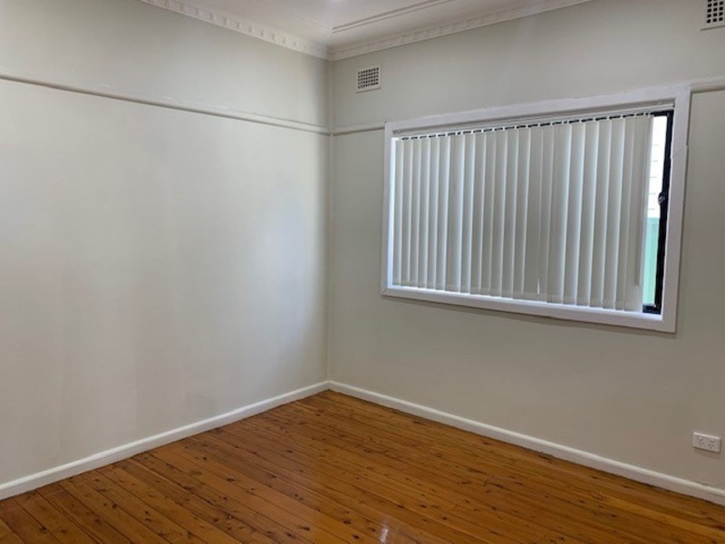 27 Granville Street, Fairfield Heights NSW 2165