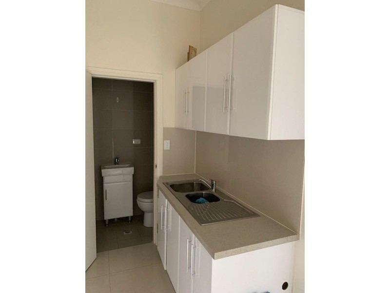 44b Sandringham Street, St Johns Park NSW 2176