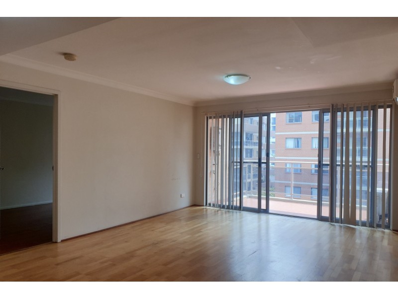 32/20-22 George Street, Liverpool NSW 2170