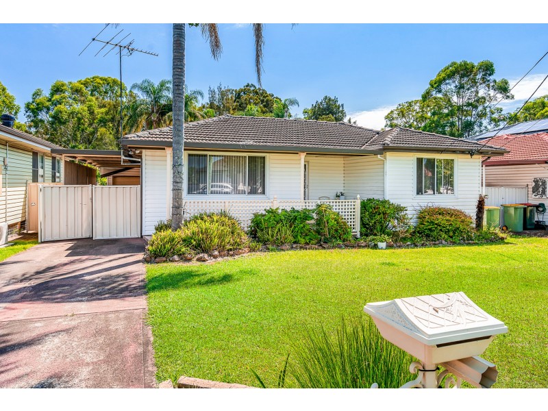 35 Crosby Crescent, Fairfield NSW 2165