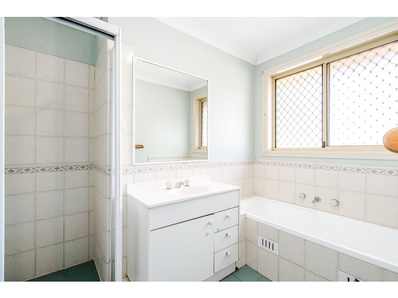 2a Lightning Ridge Road, Hinchinbrook NSW 2168